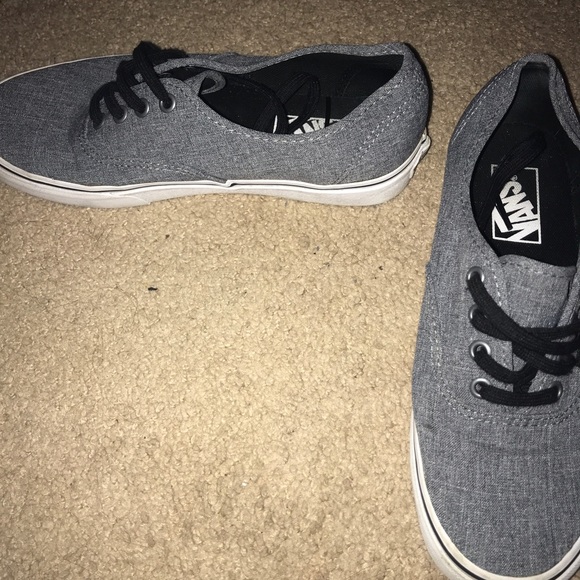 Vans - Picture 2 of 3